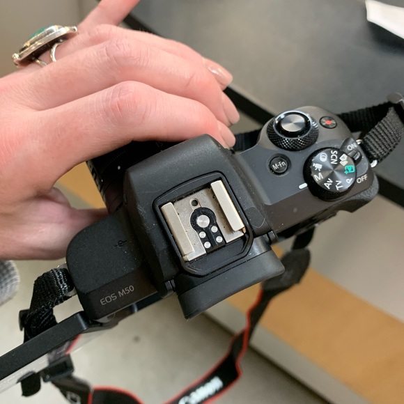 CANON EOS M 50 DIGITAL CAMERA 15-45 mm lenses Iconic high quality - Picture 14 of 15